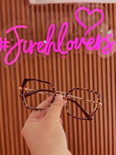 Victoria Eyewear